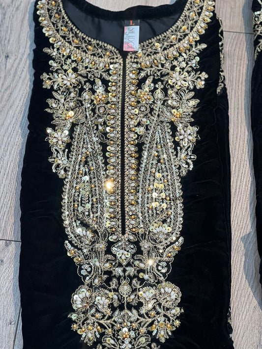 Brit 3 piece luxury Valvet winter Pakistani ladies suit_B314