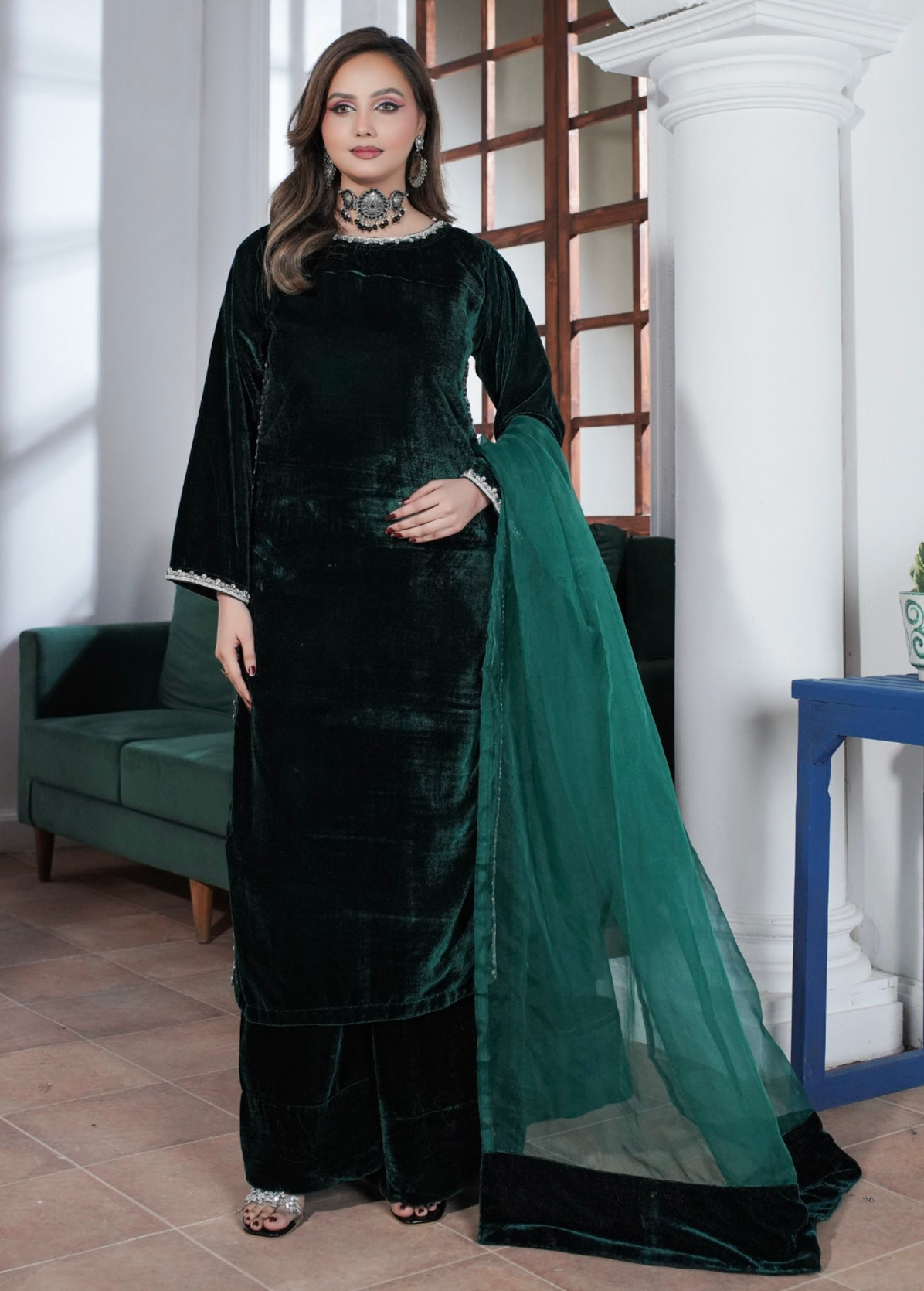 Brit 3 piece VALVET _81042 Pakistani ladies suit B445