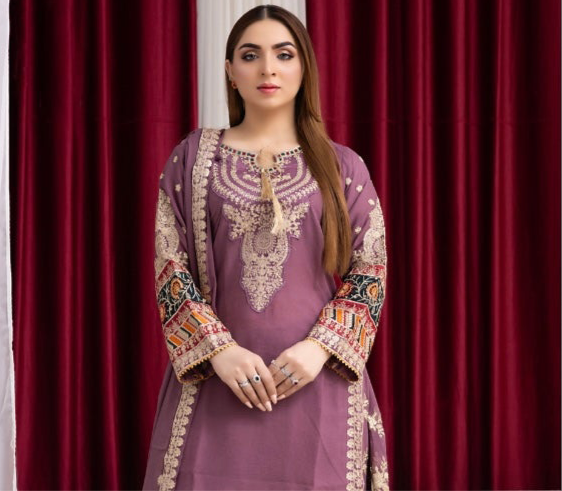 Brit 3 piece luxury chiffon_81042 Pakistani ladies suit B189