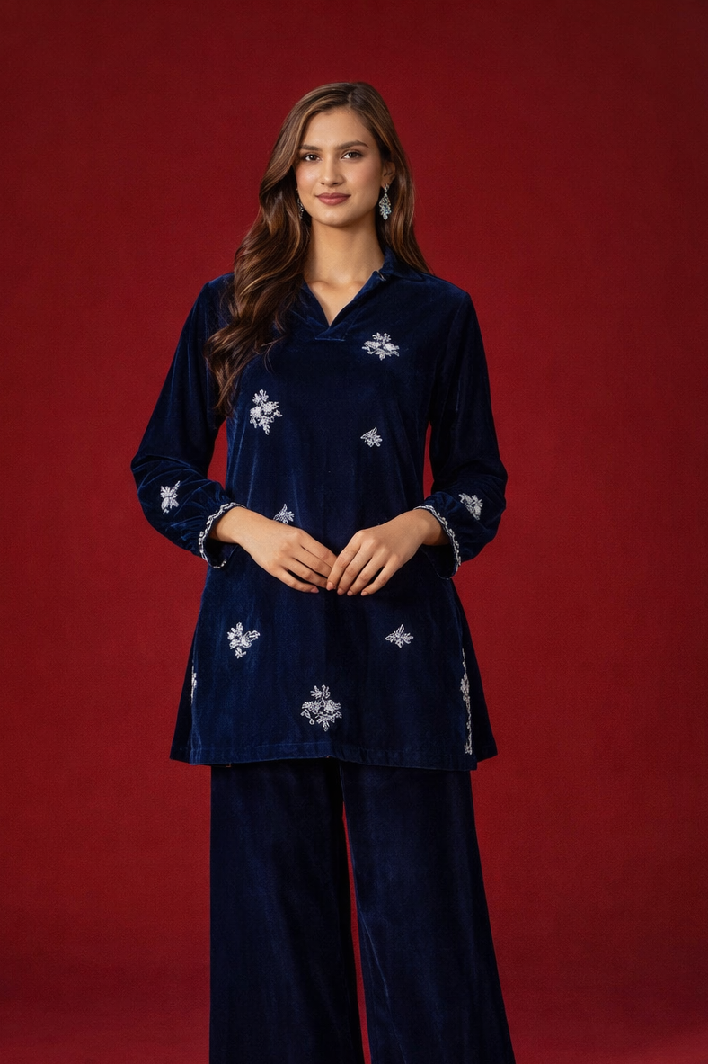 Brit 2 piece winter Valvet_81042 Pakistani ladies suitTeal B4198