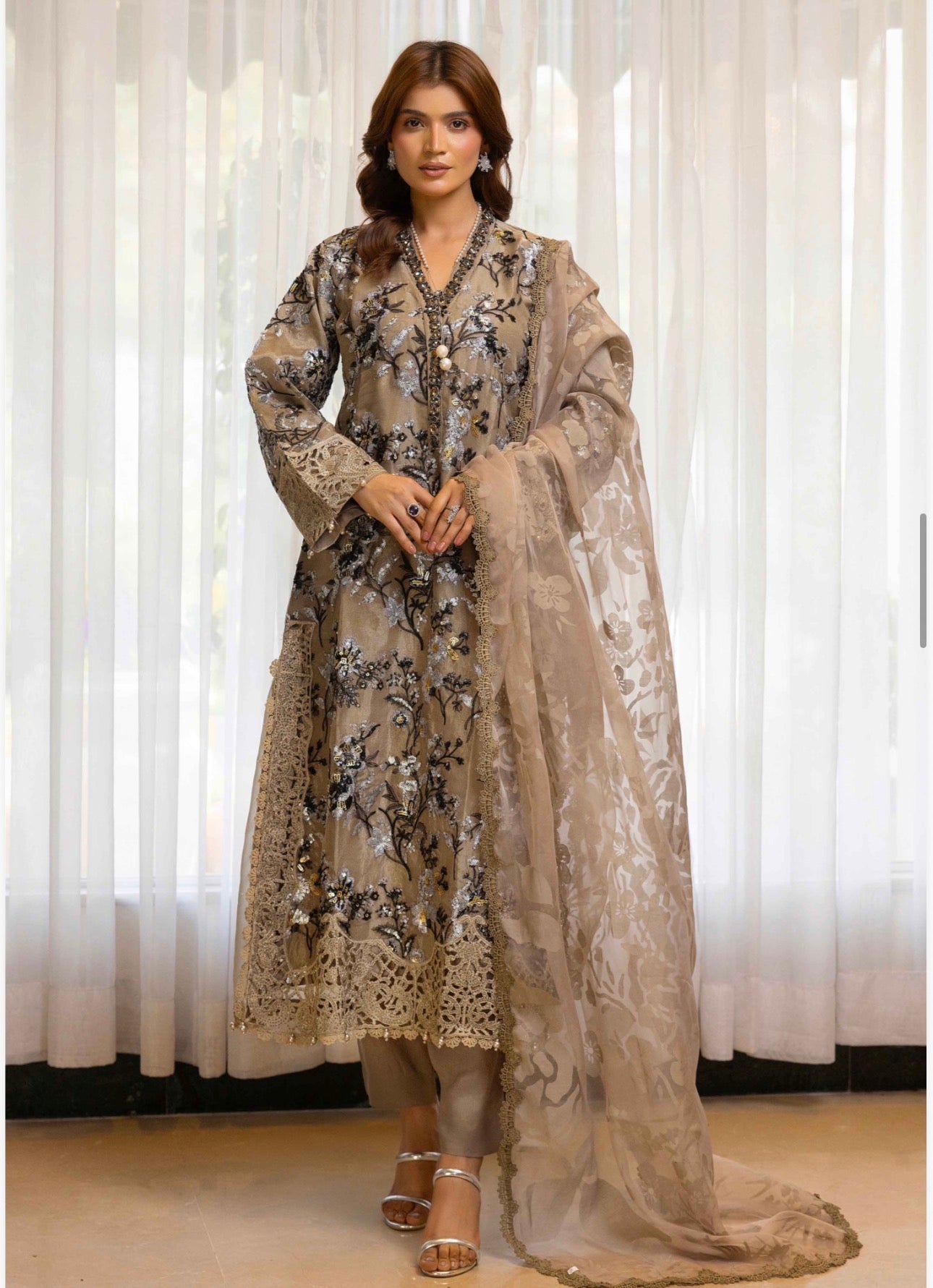KIDS MARIA B INSPIRED 3 piece Organza embroidered Pakistani ladies suit B529