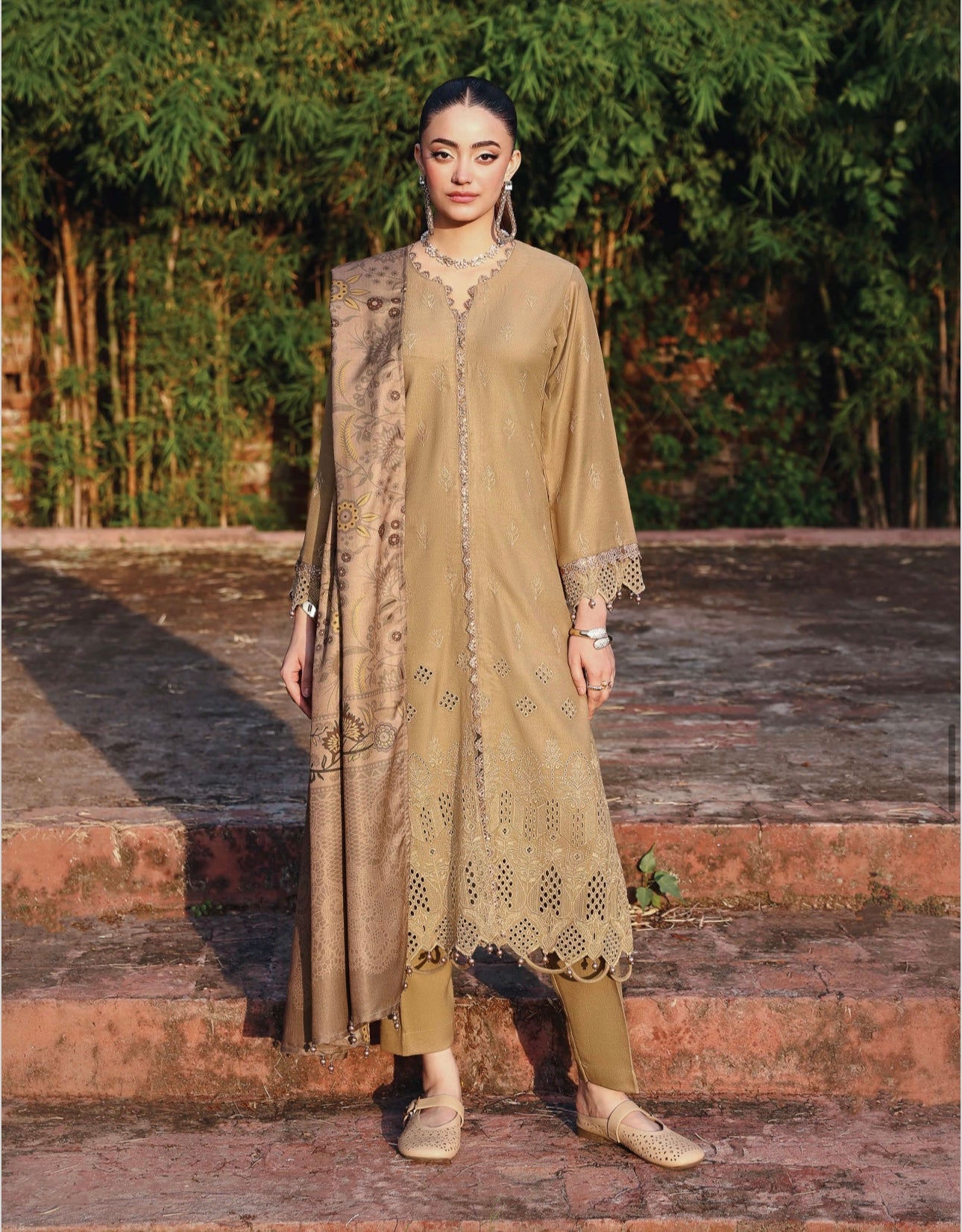 Brit MEHAR 3 piece luxury ChickenKari_81042 Pakistani ladies suit B316