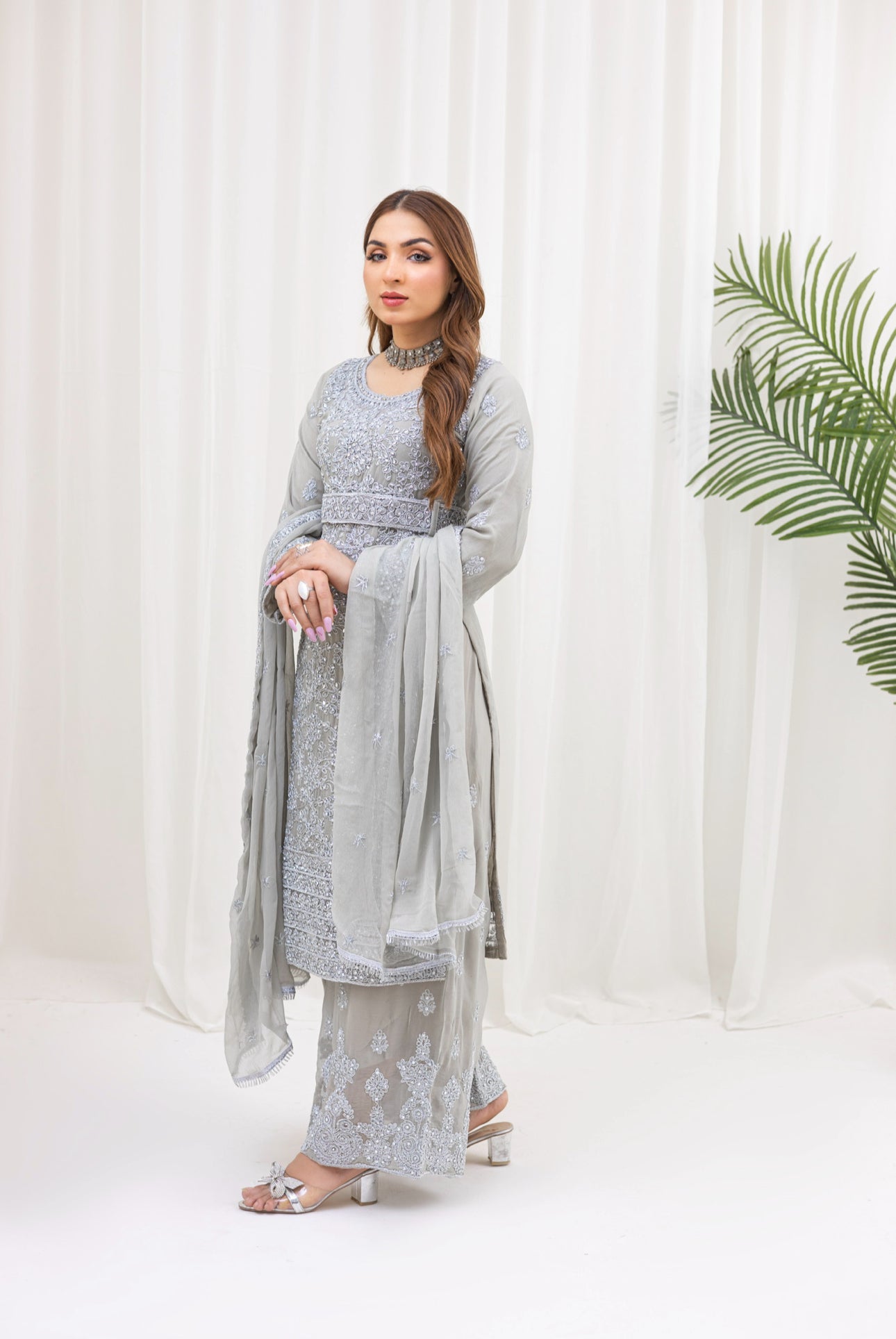 Brit 3 piece lux wedding wear_100220 Pakistani ladies suit B138