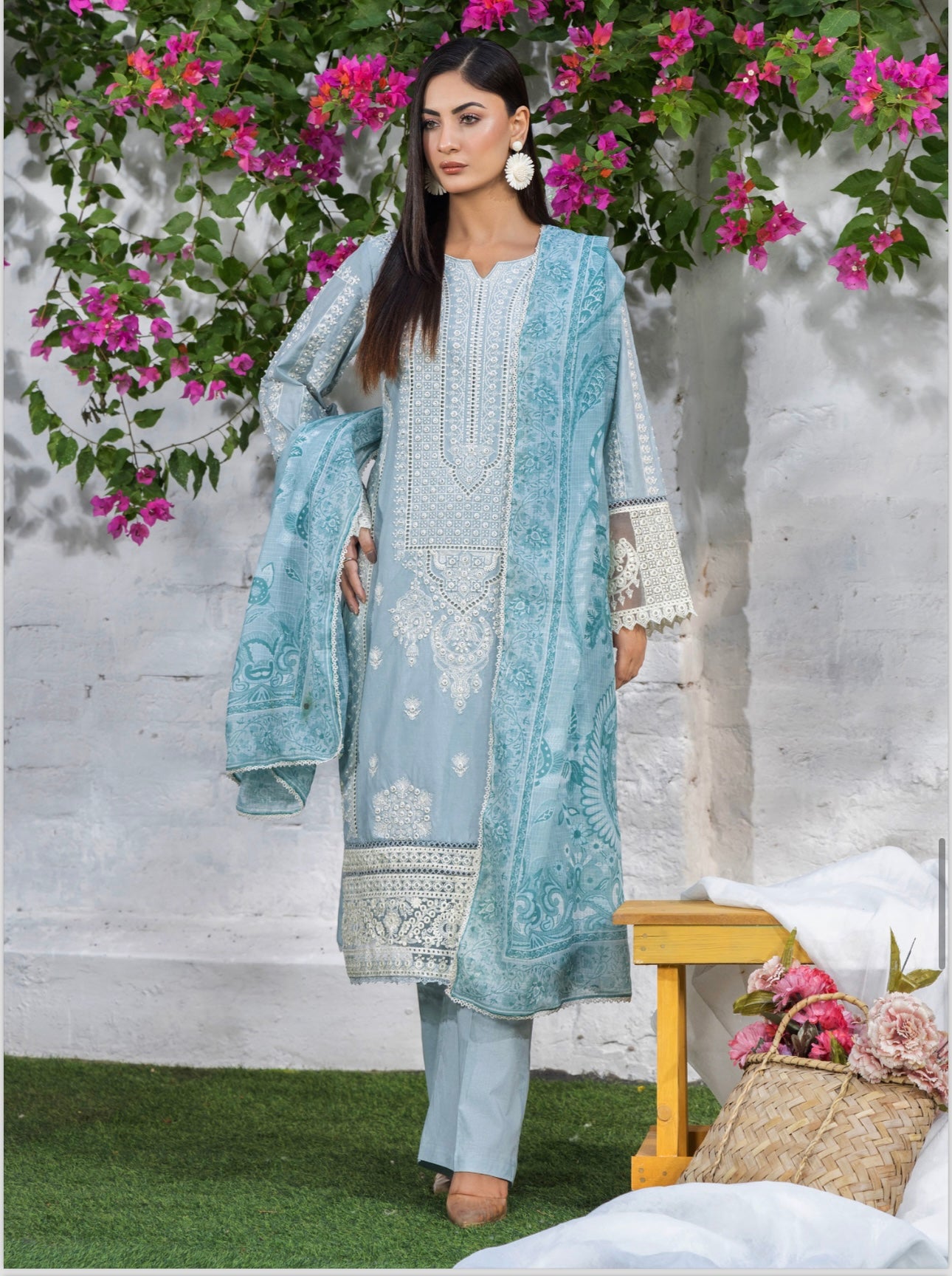 BRIT Ishrat 3 piece lux lawn_100324 Pakistani ladies suit B165