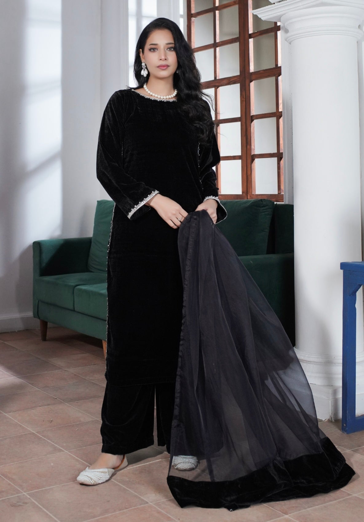 Brit 3 piece VALVET _81042 Pakistani ladies suit B445