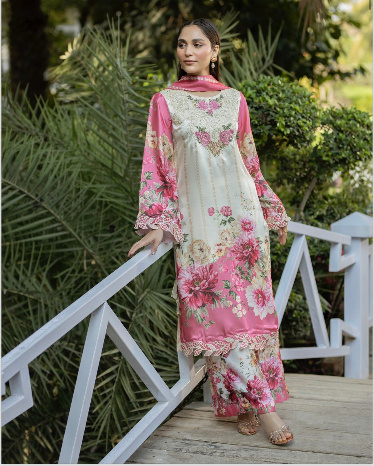 Brit 3 piece silk_100296 ladies suit B155