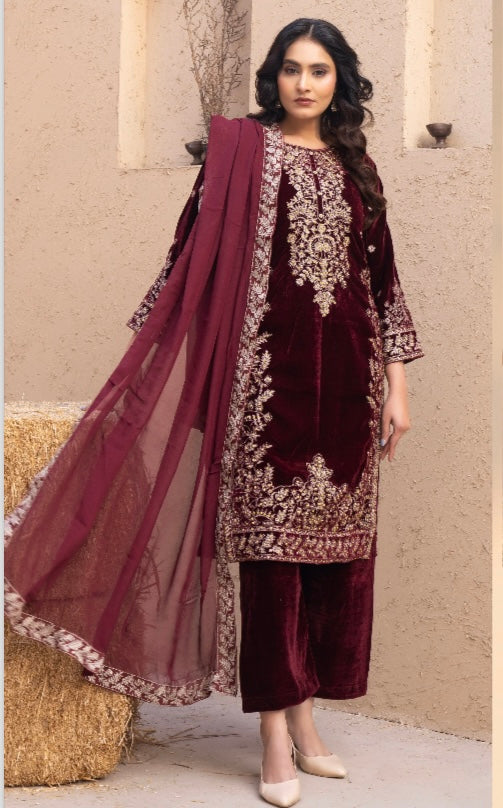 Brit 3 piece Valvet_81042 Pakistani ladies suit B427