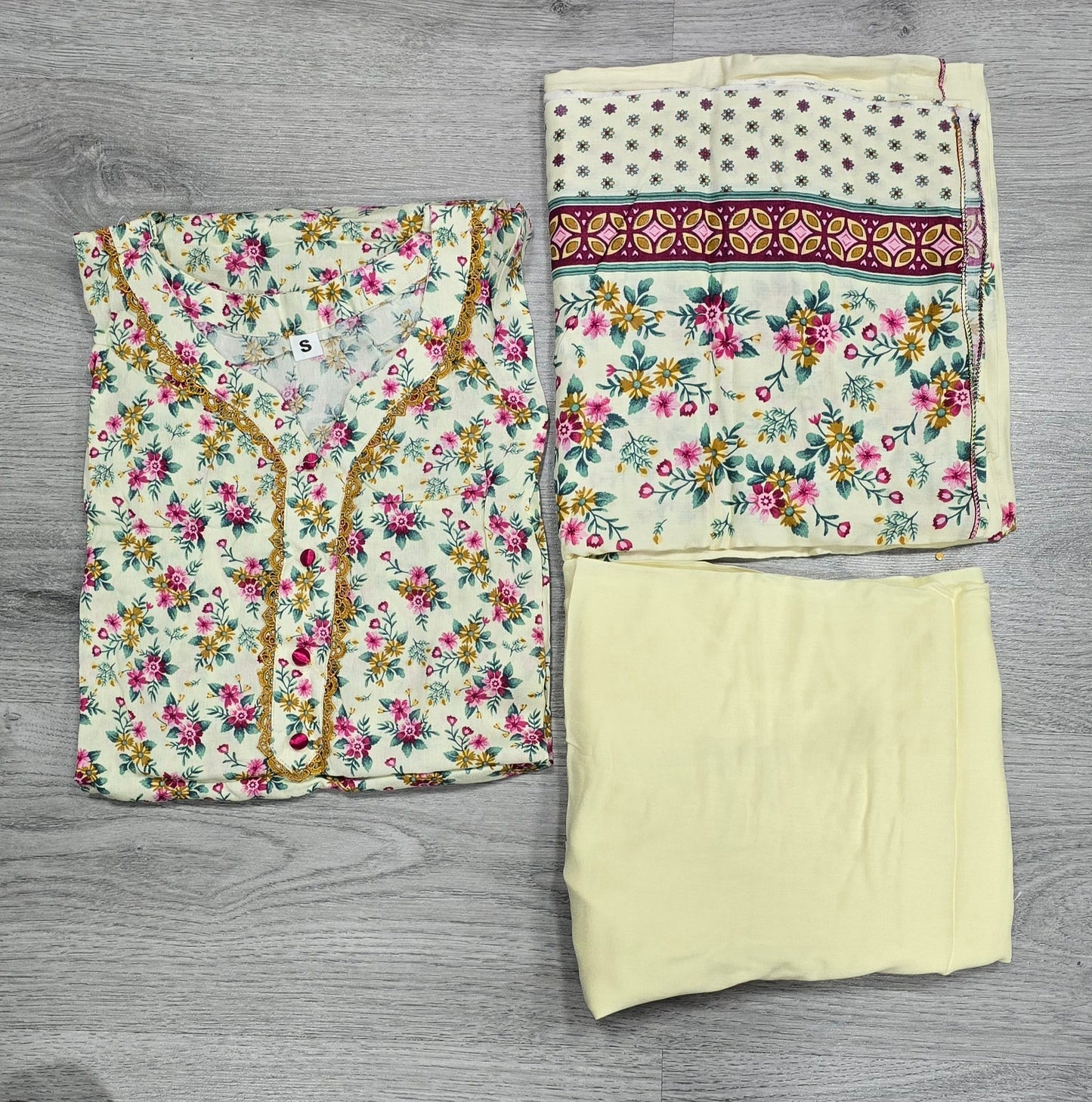 Brit 3 piece Dhanak Pakistani ladies Winter collection suit B398