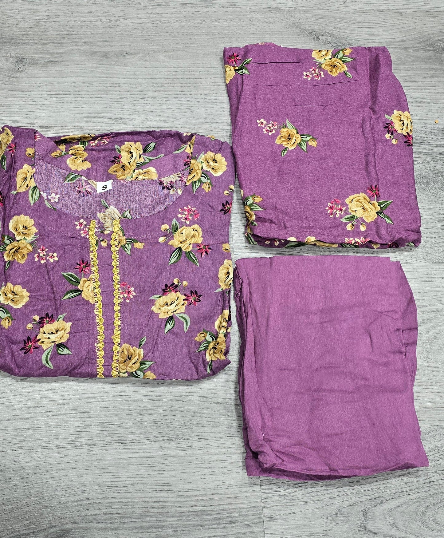 Brit 3 piece Dhanak Pakistani ladies Winter collection suit B398